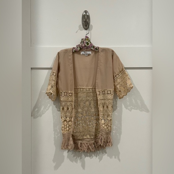 Bailey’s Blossoms Kimono Cover Up - Picture 1 of 3